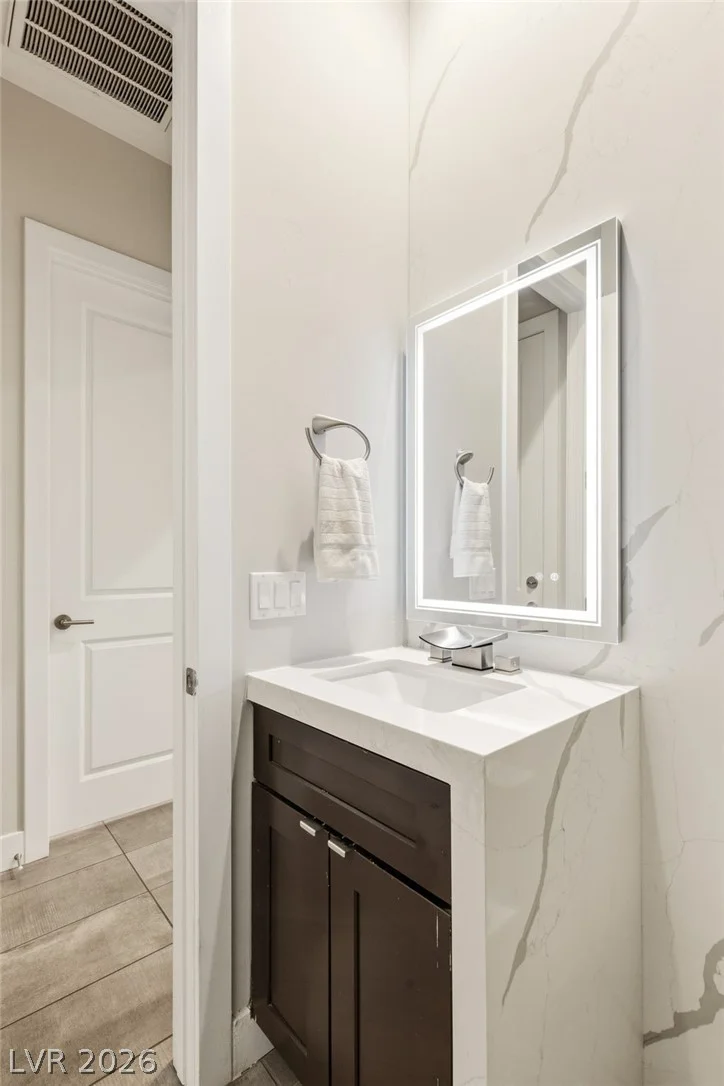 6100 Stone Rise, Las Vegas, NV 89135