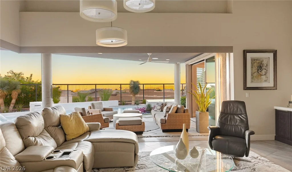 6100 Stone Rise, Las Vegas, NV 89135
