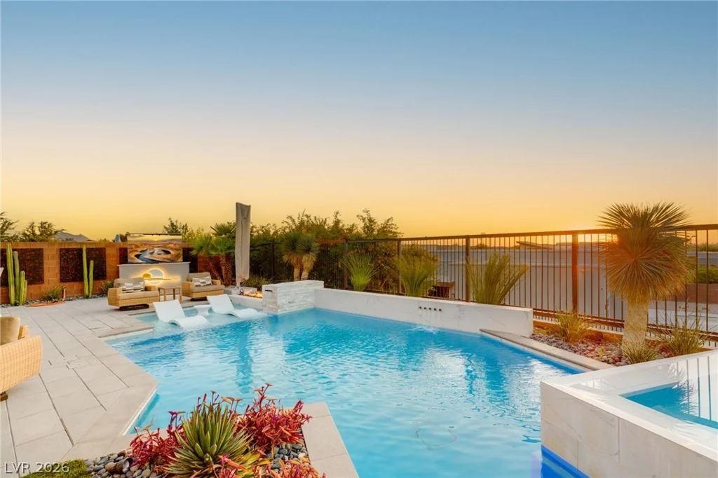 6100 Stone Rise, Las Vegas, NV 89135