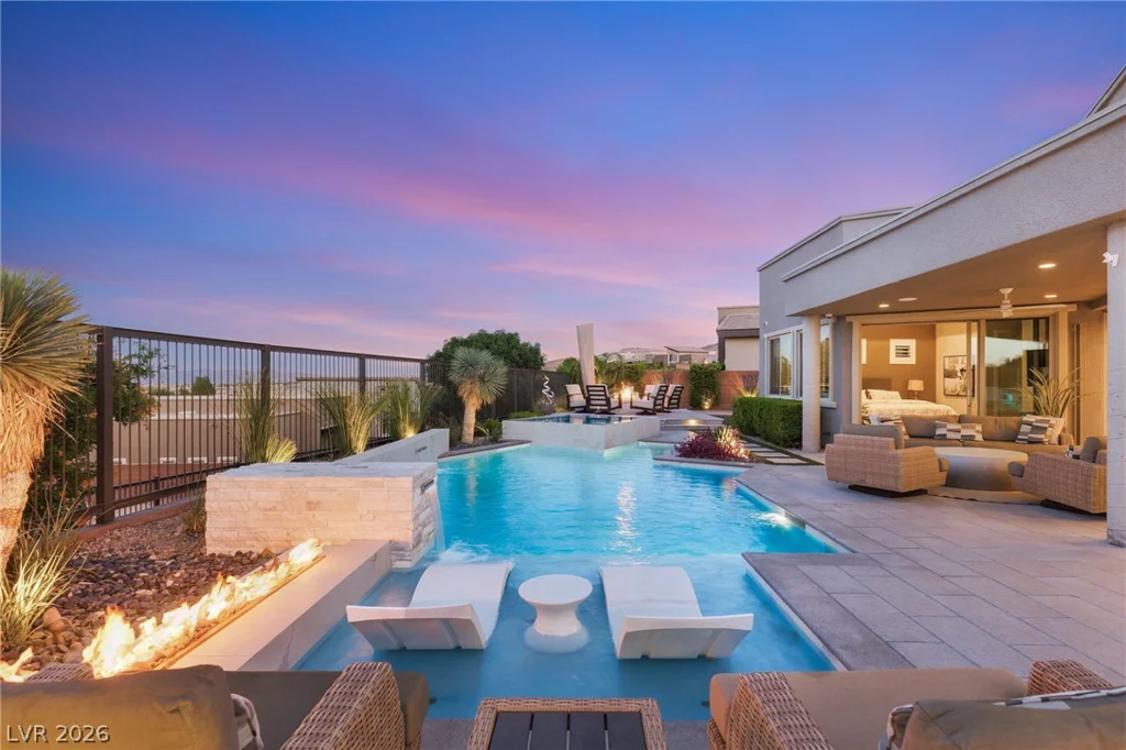 6100 Stone Rise, Las Vegas, NV 89135