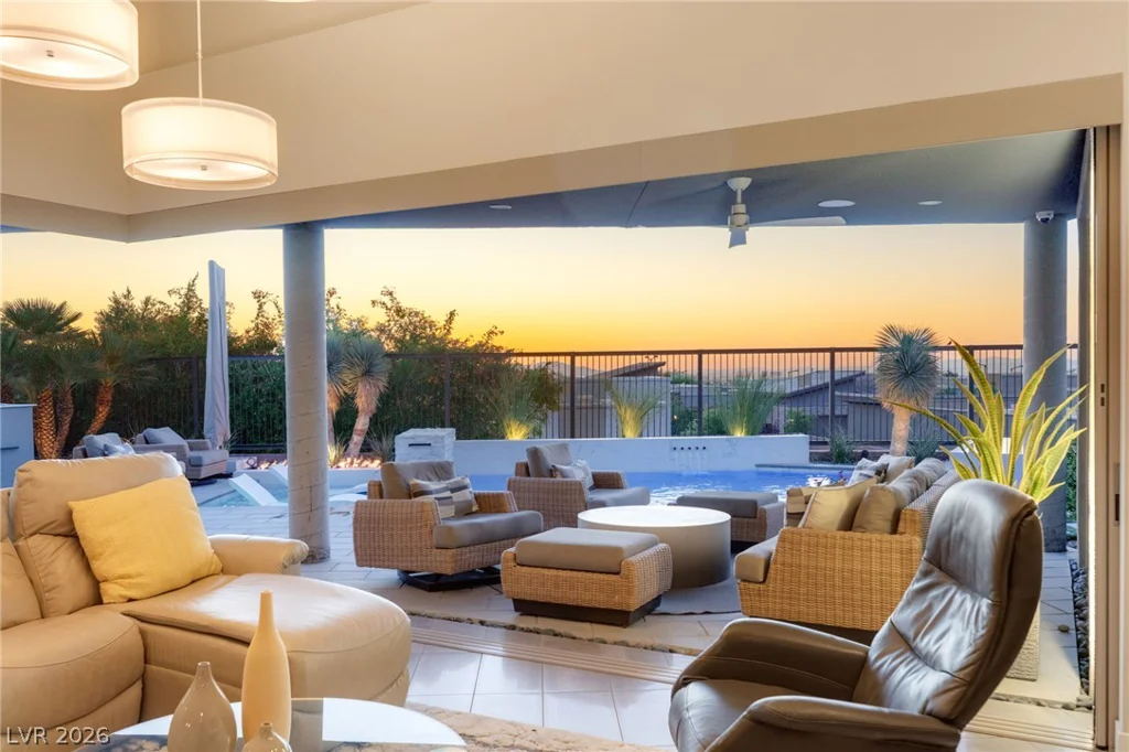 6100 Stone Rise, Las Vegas, NV 89135