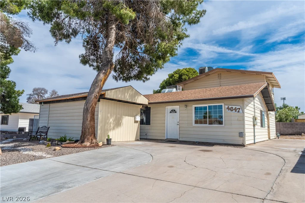 4647 Bennett, Las Vegas, NV 89121