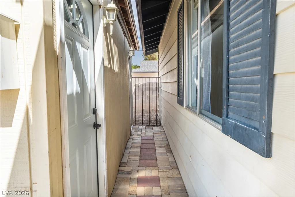 4647 Bennett, Las Vegas, NV 89121