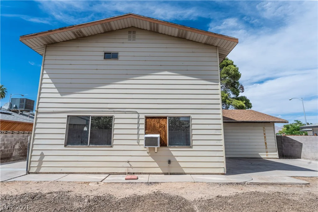4647 Bennett, Las Vegas, NV 89121