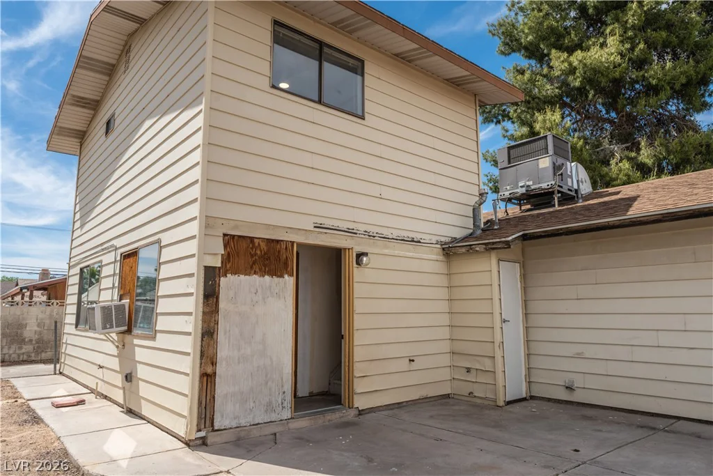 4647 Bennett, Las Vegas, NV 89121