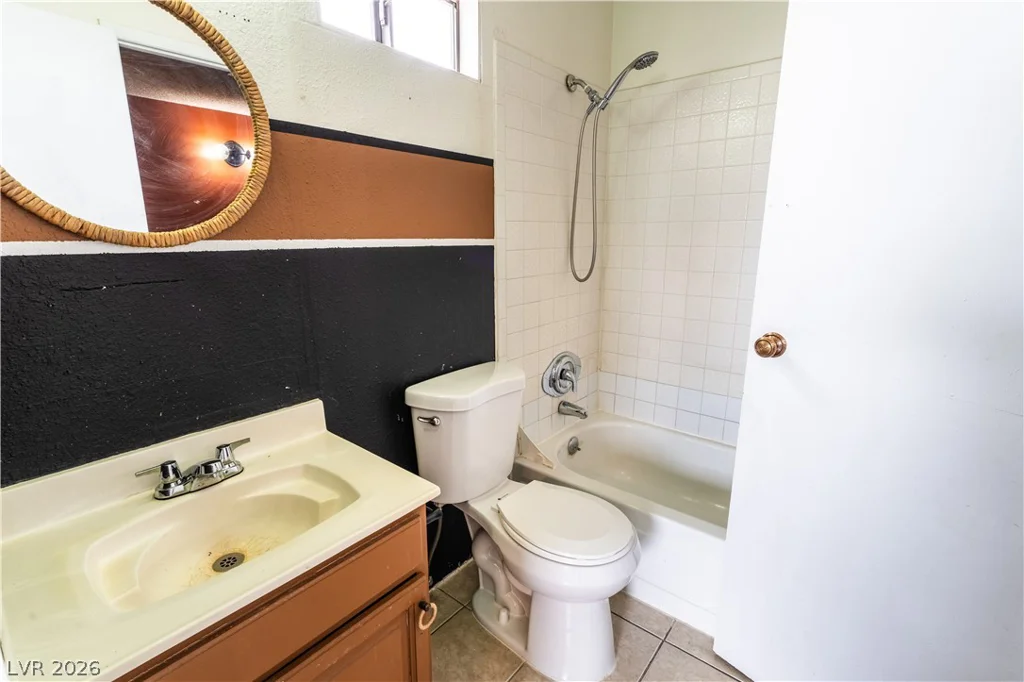 4647 Bennett, Las Vegas, NV 89121