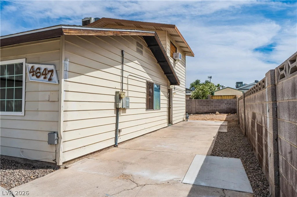 4647 Bennett, Las Vegas, NV 89121