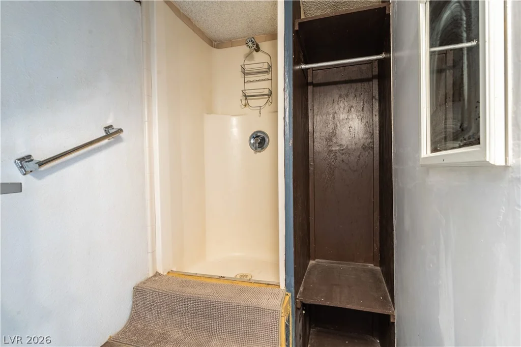4647 Bennett, Las Vegas, NV 89121
