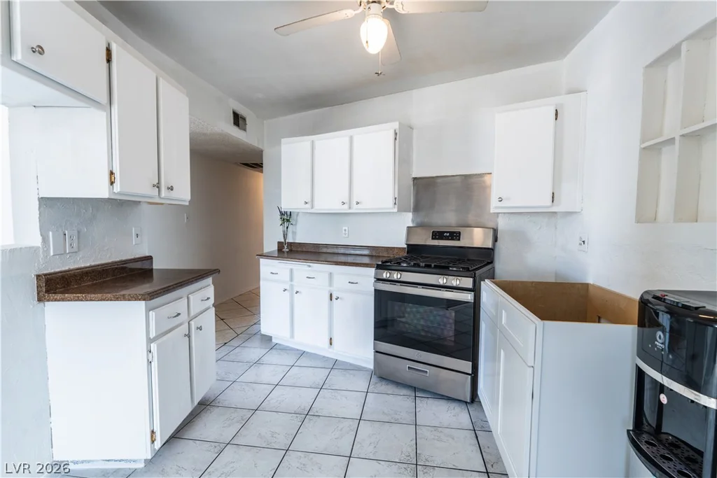 4647 Bennett, Las Vegas, NV 89121