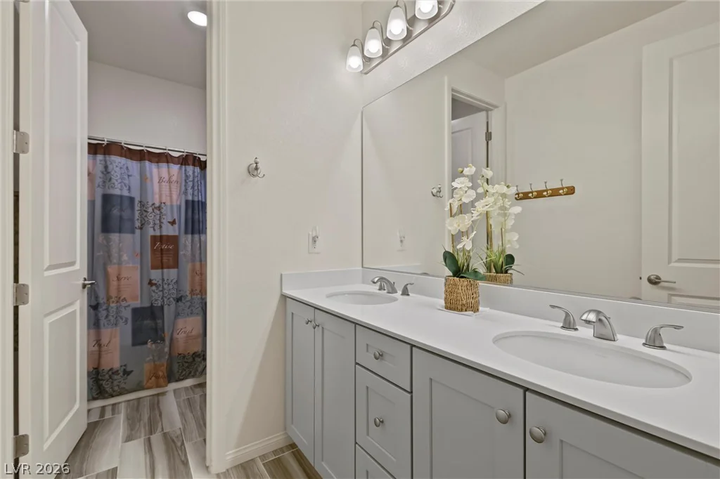 4420 Bonita Vista, Las Vegas, NV 89129