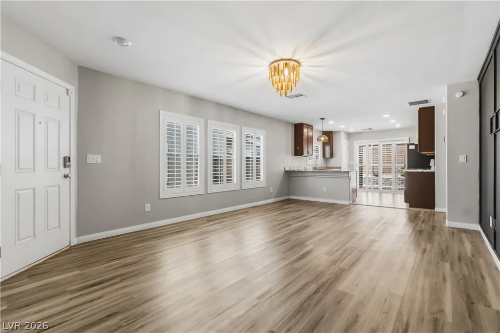 1402 Great Hollow, North Las Vegas, NV 89086