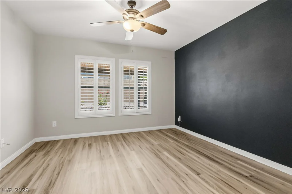 1402 Great Hollow, North Las Vegas, NV 89086