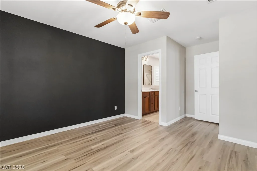 1402 Great Hollow, North Las Vegas, NV 89086