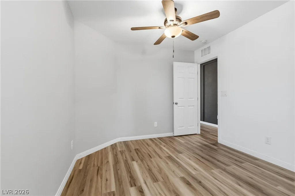 1402 Great Hollow, North Las Vegas, NV 89086