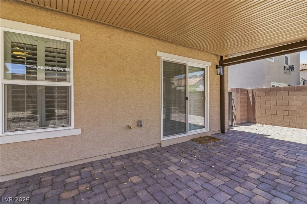 1402 Great Hollow, North Las Vegas, NV 89086