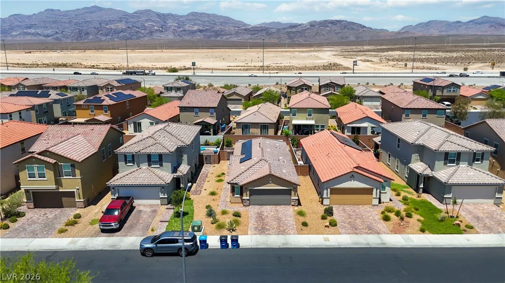 1402 Great Hollow, North Las Vegas, NV 89086
