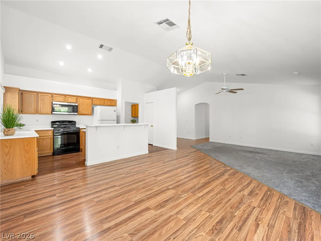 35 Honey Locust, North Las Vegas, NV 89031