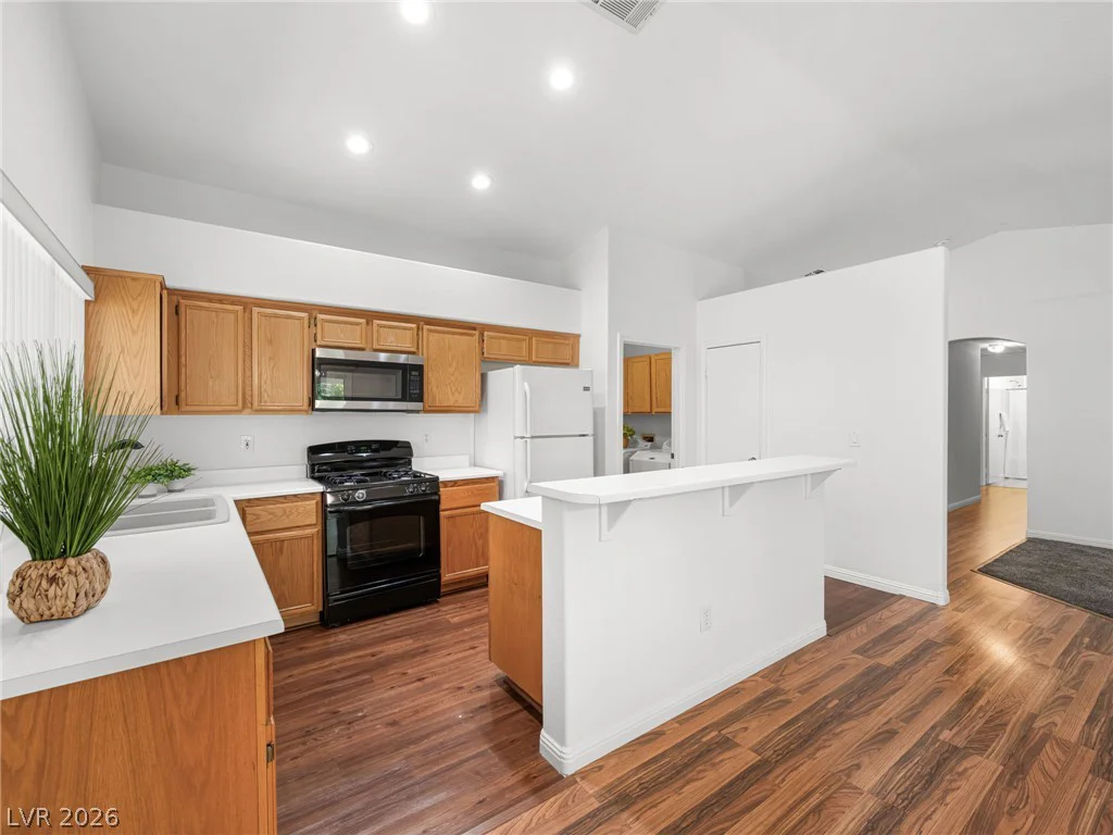 35 Honey Locust, North Las Vegas, NV 89031