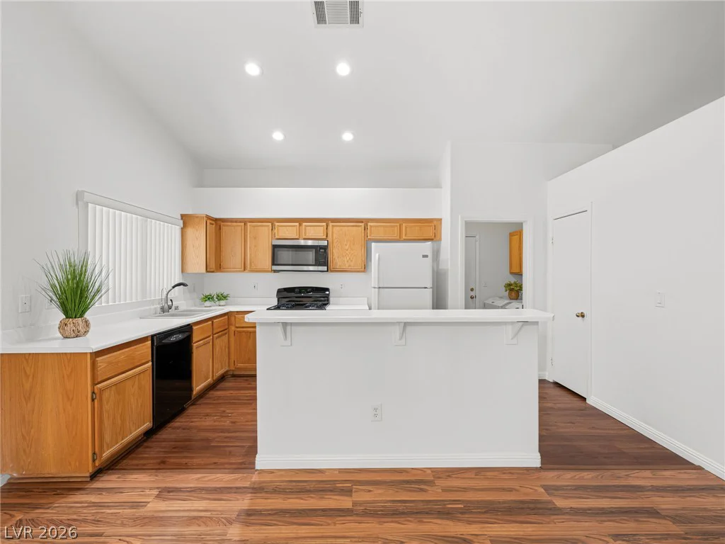35 Honey Locust, North Las Vegas, NV 89031