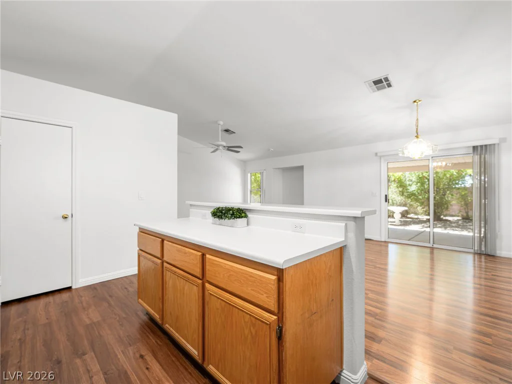 35 Honey Locust, North Las Vegas, NV 89031
