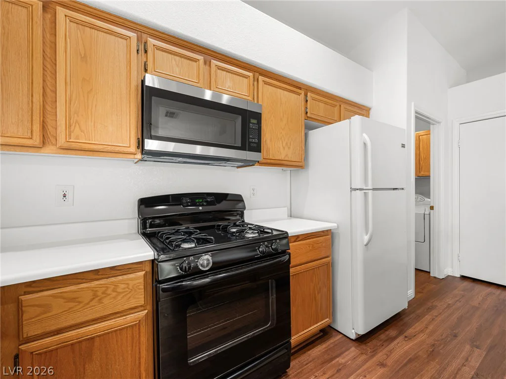 35 Honey Locust, North Las Vegas, NV 89031