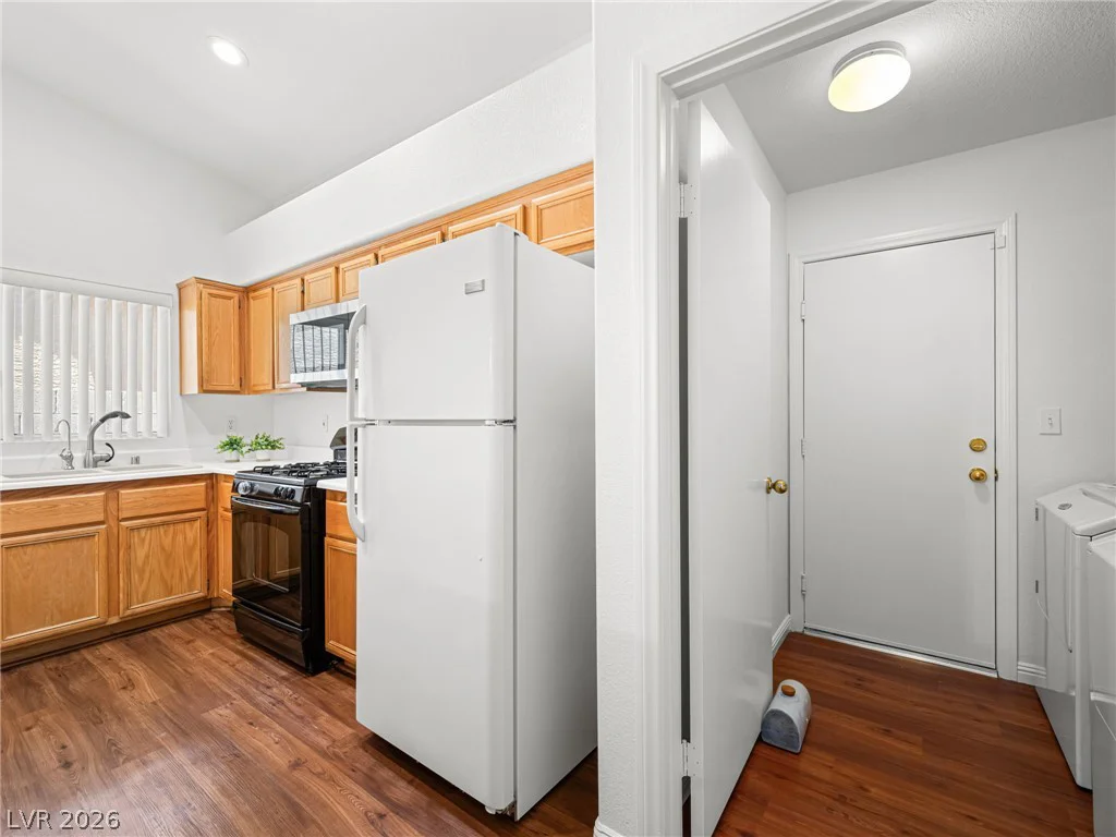 35 Honey Locust, North Las Vegas, NV 89031