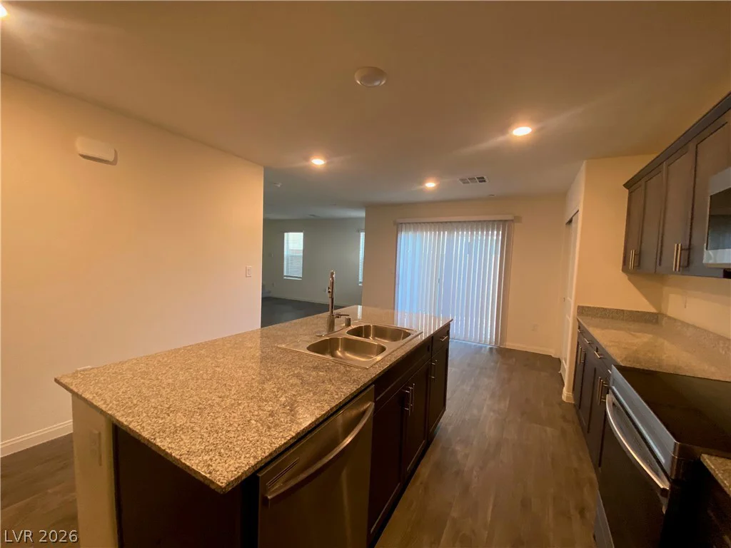 6882 Magenta Moon, North Las Vegas, NV 89086