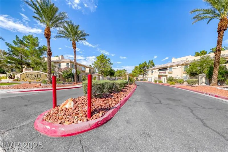 7400 Flamingo, Las Vegas, NV 89147