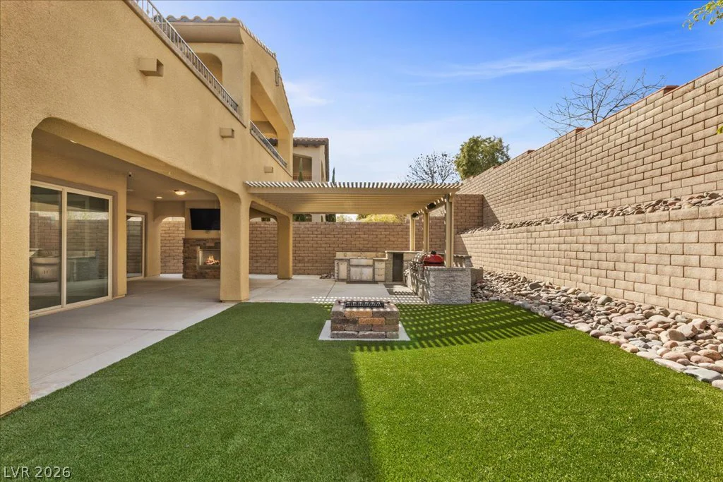 205 Elder View, Las Vegas, NV 89138