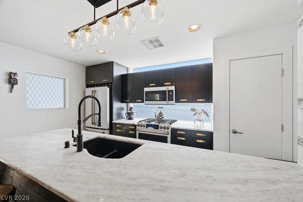 219 Tower, Las Vegas, NV 89101