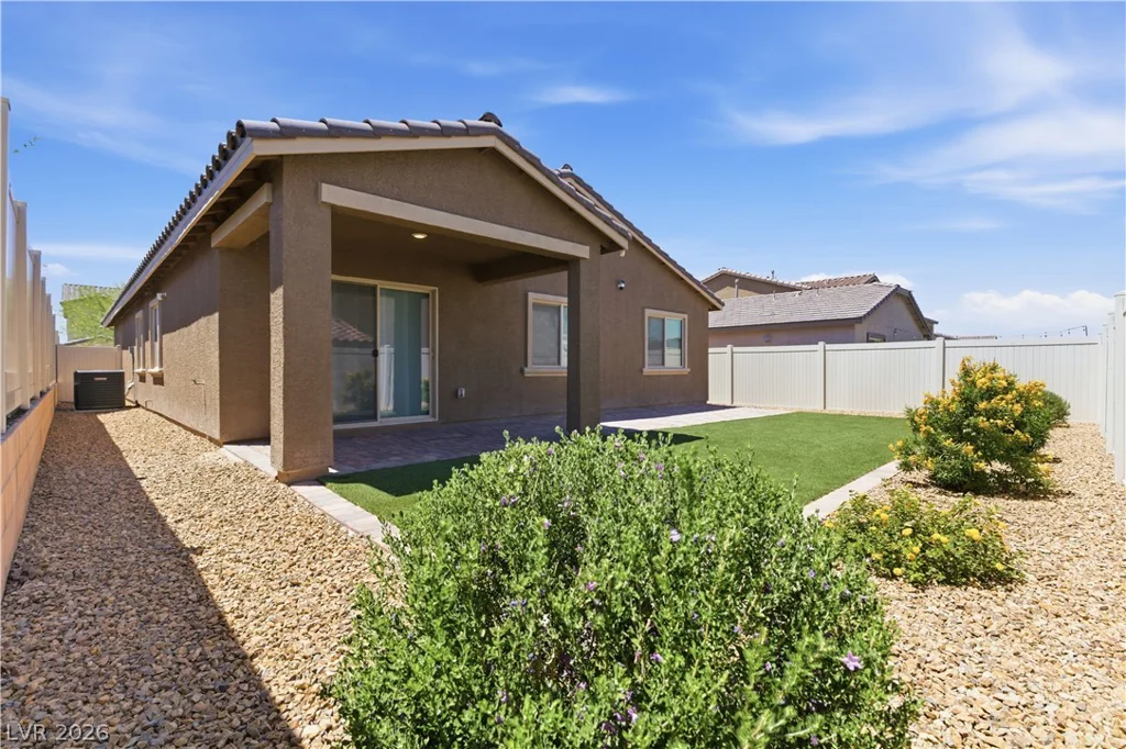 6808 Warthog, Las Vegas, NV 89156
