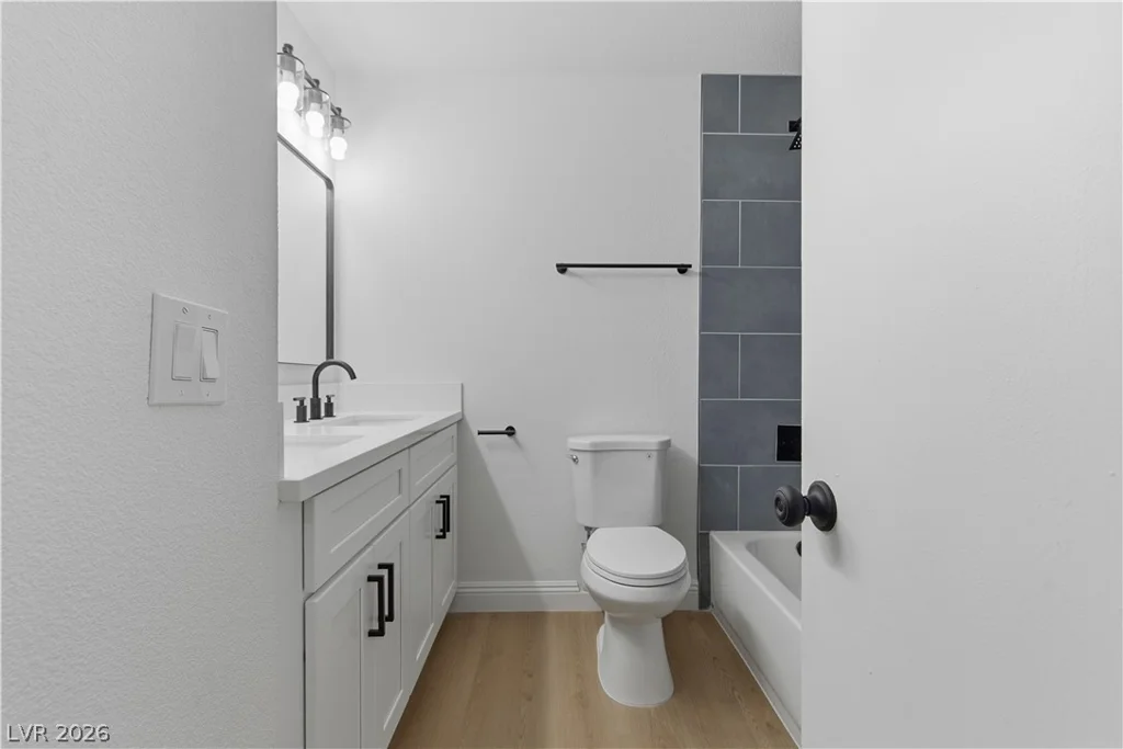 2341 Wooster, Las Vegas, NV 89108