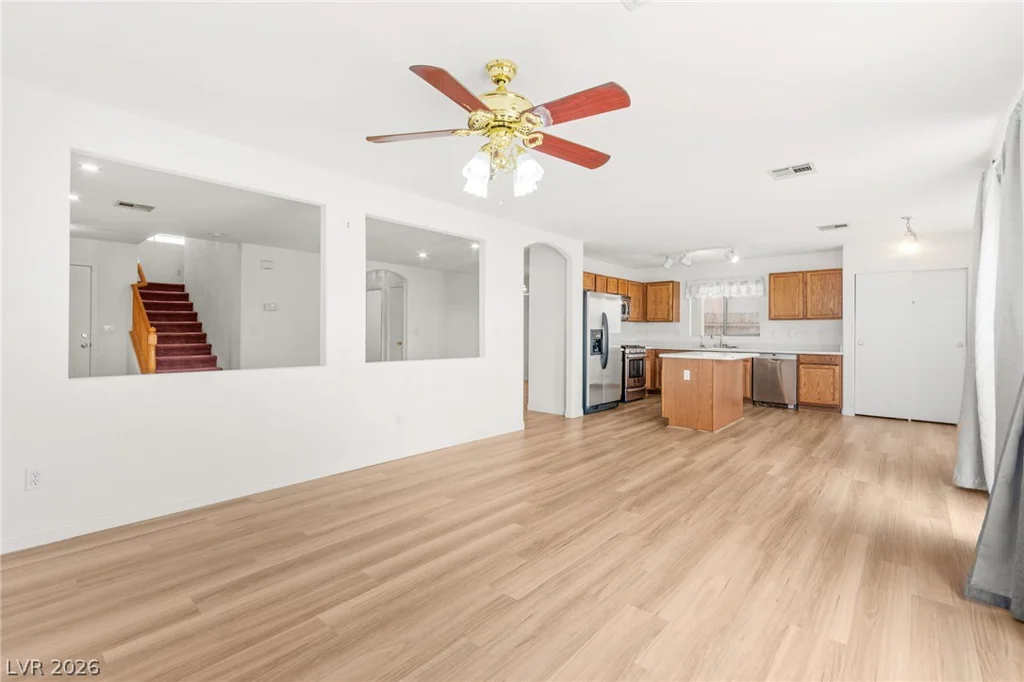 4505 Gracemont, Las Vegas, NV 89139