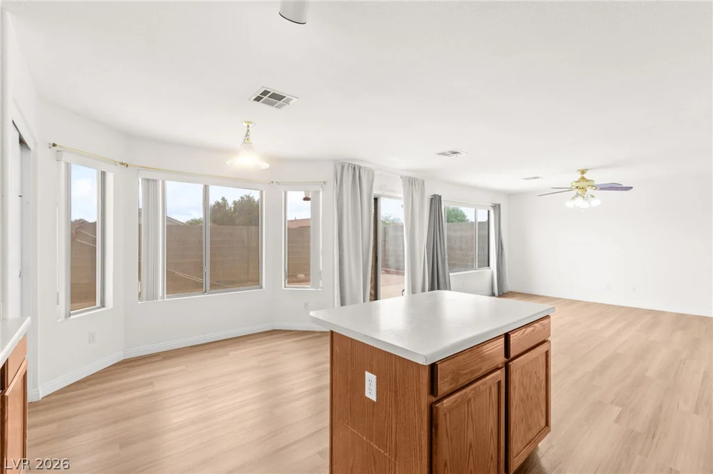 4505 Gracemont, Las Vegas, NV 89139