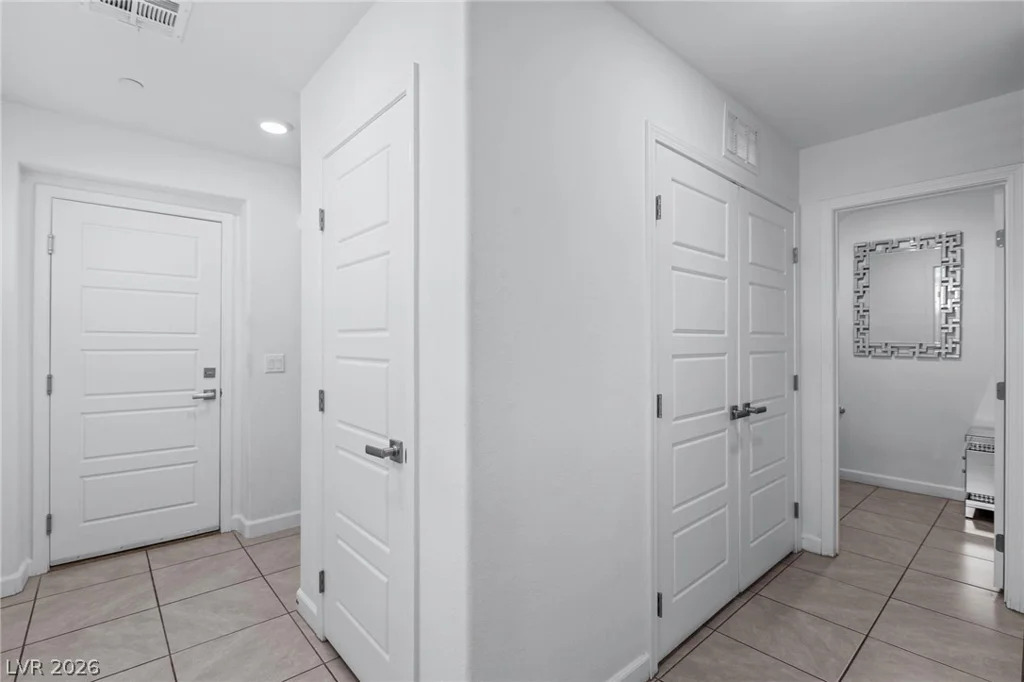 4915 Chidlaw, Las Vegas, NV 89115