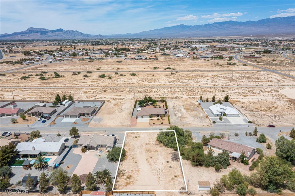 261 Hickory, Pahrump, NV 89048