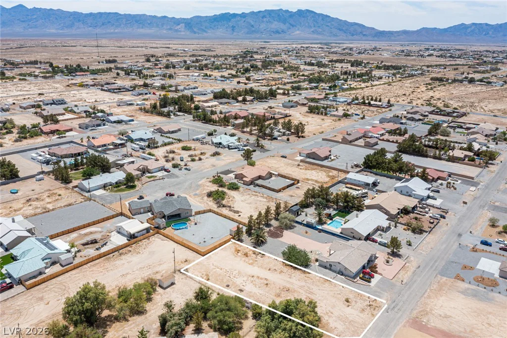 261 Hickory, Pahrump, NV 89048