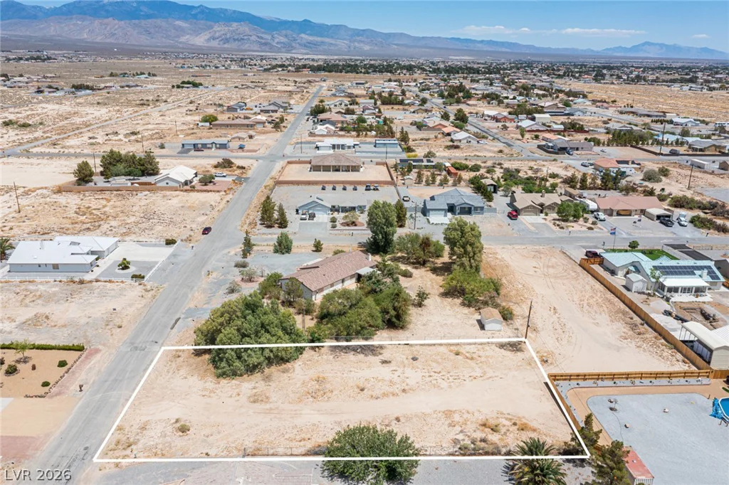 261 Hickory, Pahrump, NV 89048