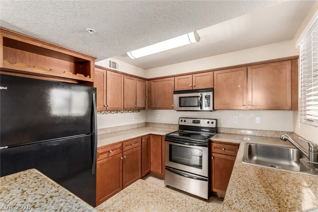 4400 Jones, Las Vegas, NV 89103