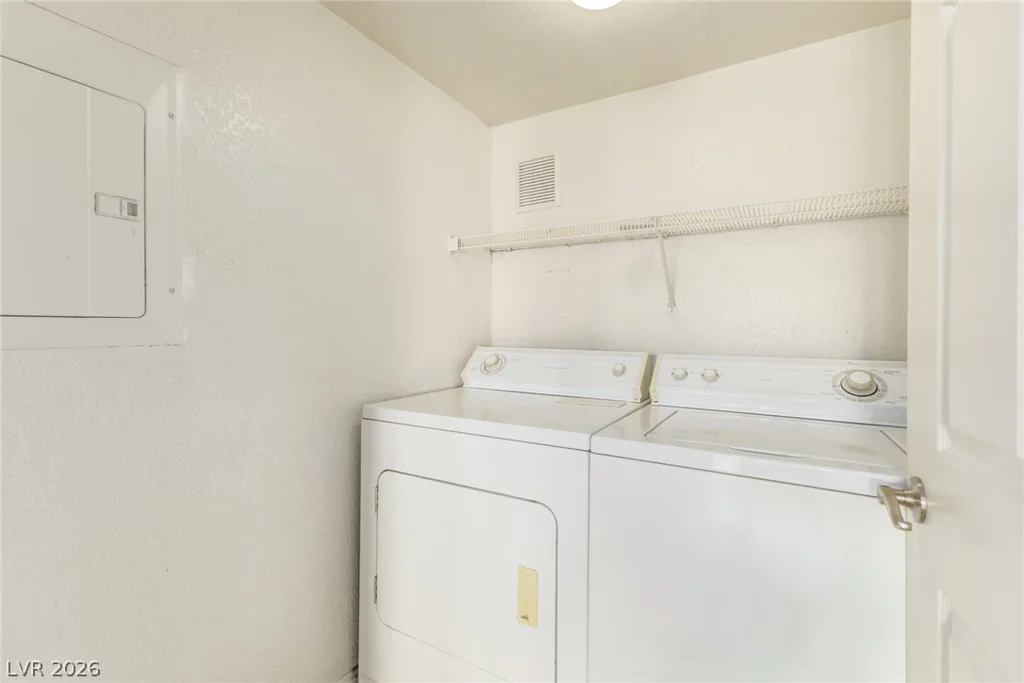 4400 Jones, Las Vegas, NV 89103
