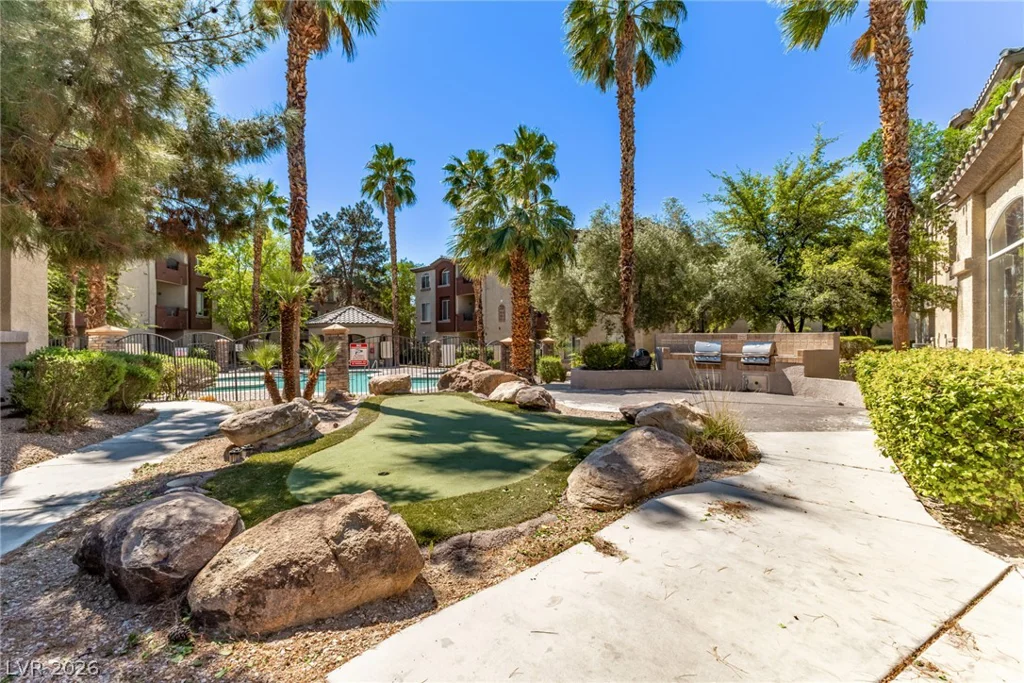 4400 Jones, Las Vegas, NV 89103