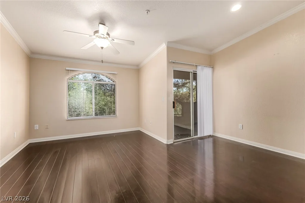 4400 Jones, Las Vegas, NV 89103