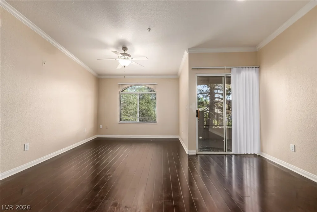 4400 Jones, Las Vegas, NV 89103