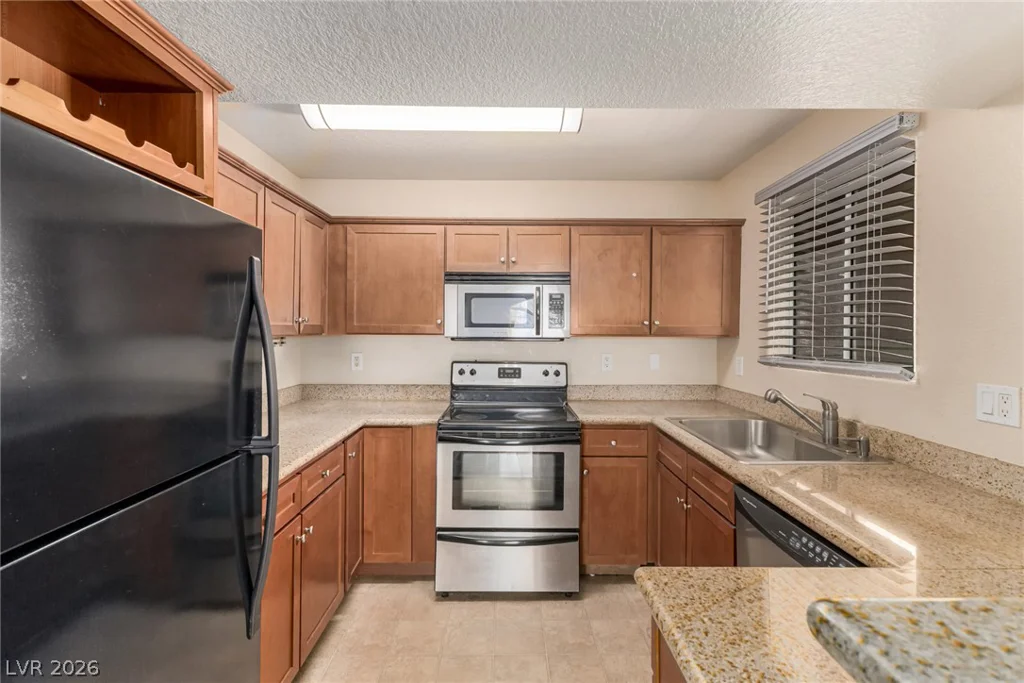 4400 Jones, Las Vegas, NV 89103