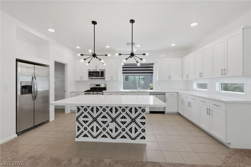 8111 Carpenter Creek, Las Vegas, NV 89113