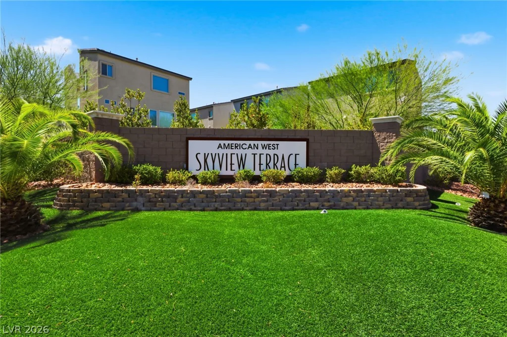 8111 Carpenter Creek, Las Vegas, NV 89113