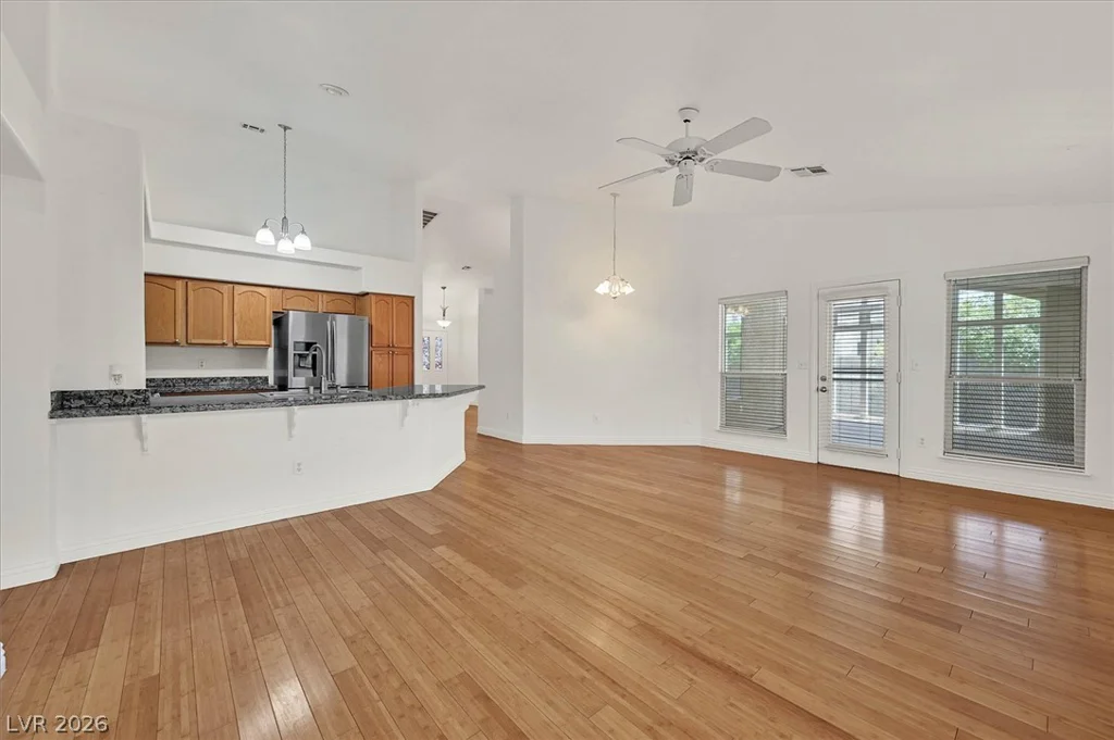 8221 Shad Bush, Las Vegas, NV 89149