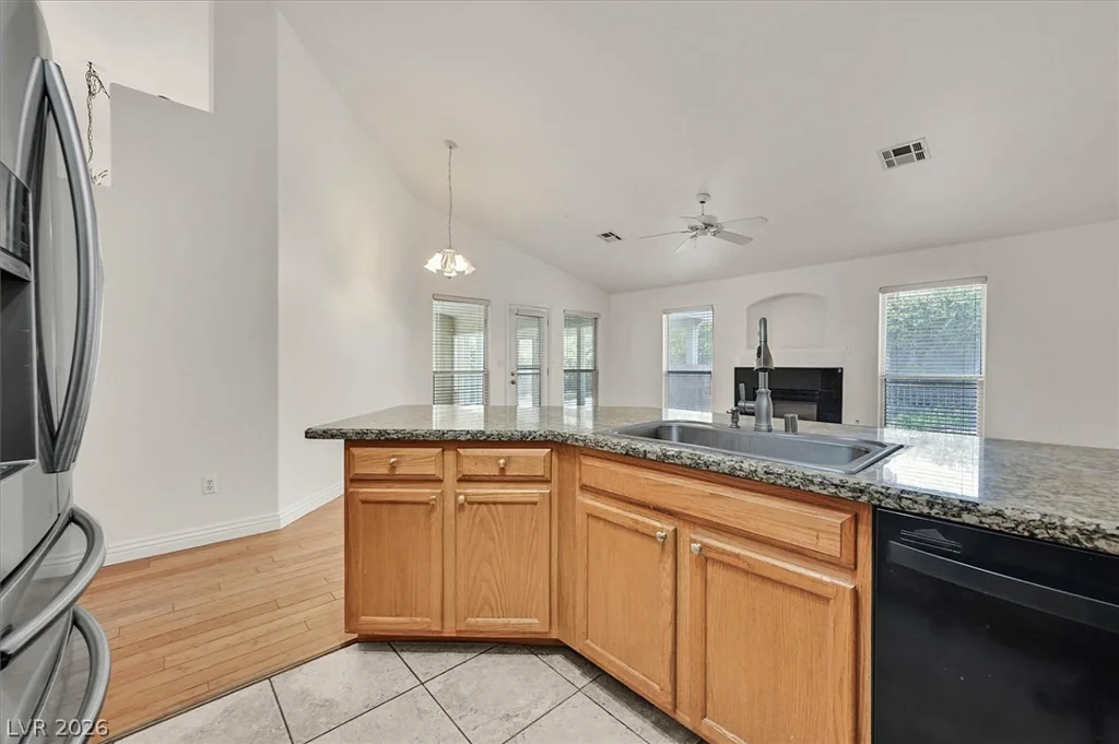 8221 Shad Bush, Las Vegas, NV 89149