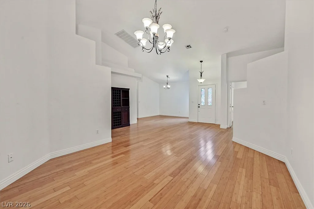 8221 Shad Bush, Las Vegas, NV 89149