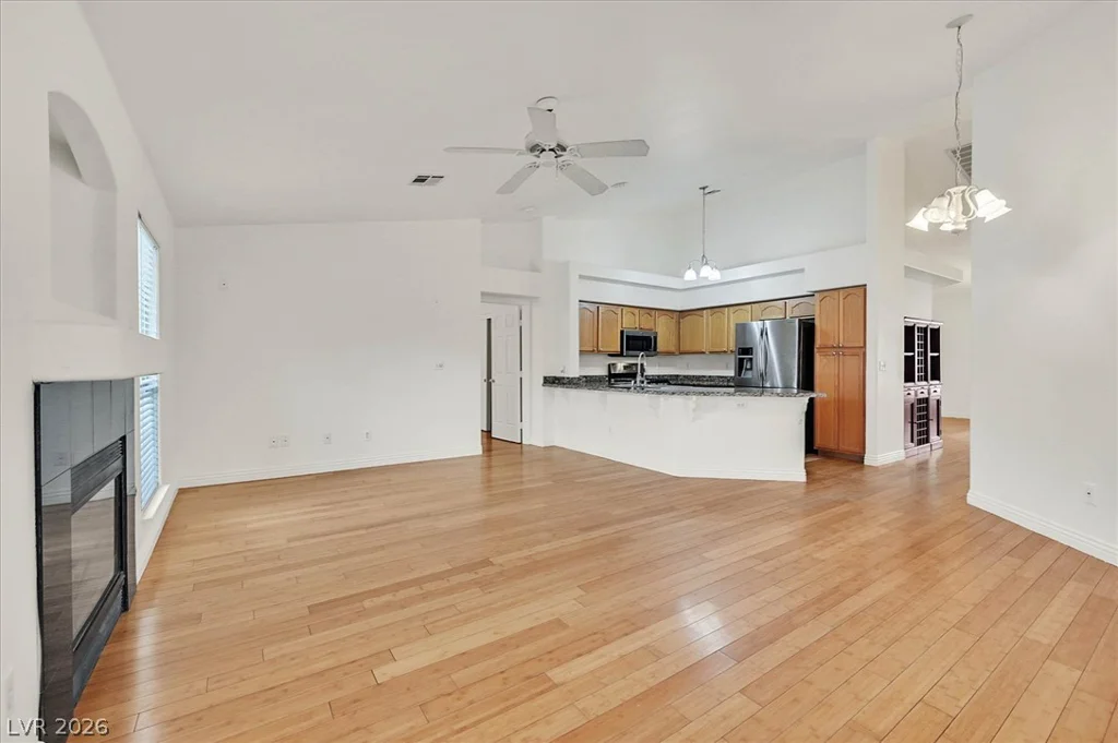 8221 Shad Bush, Las Vegas, NV 89149